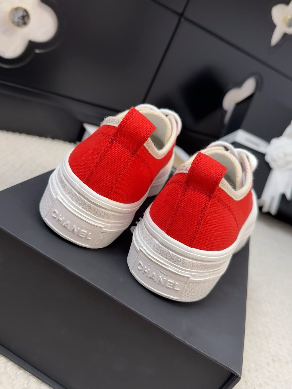 CHANEL TRAINERS SHOES IN ORANGE RED FABRIC