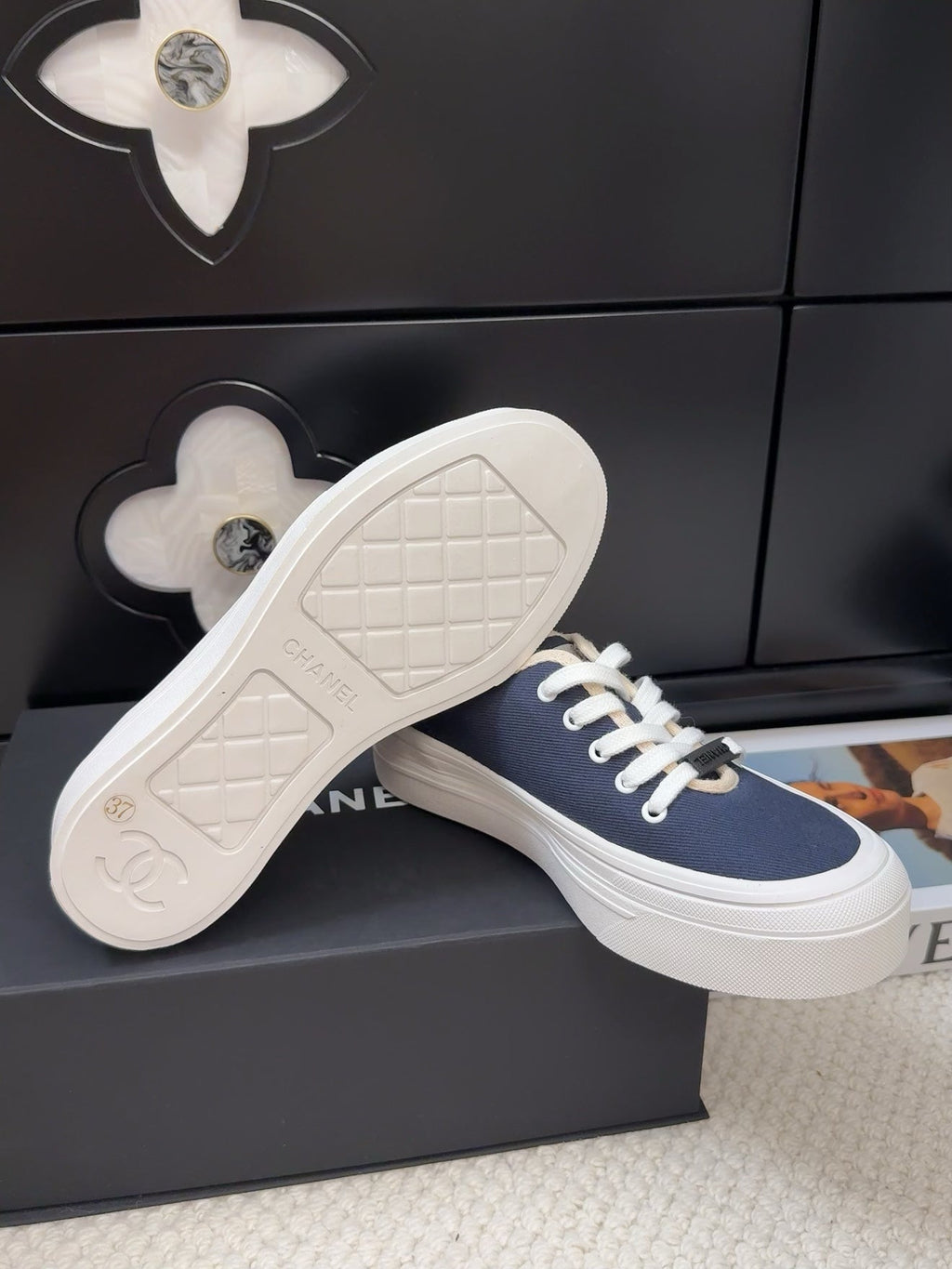 CHANEL TRAINERS SHOES IN NAVY BLUE FABRIC
