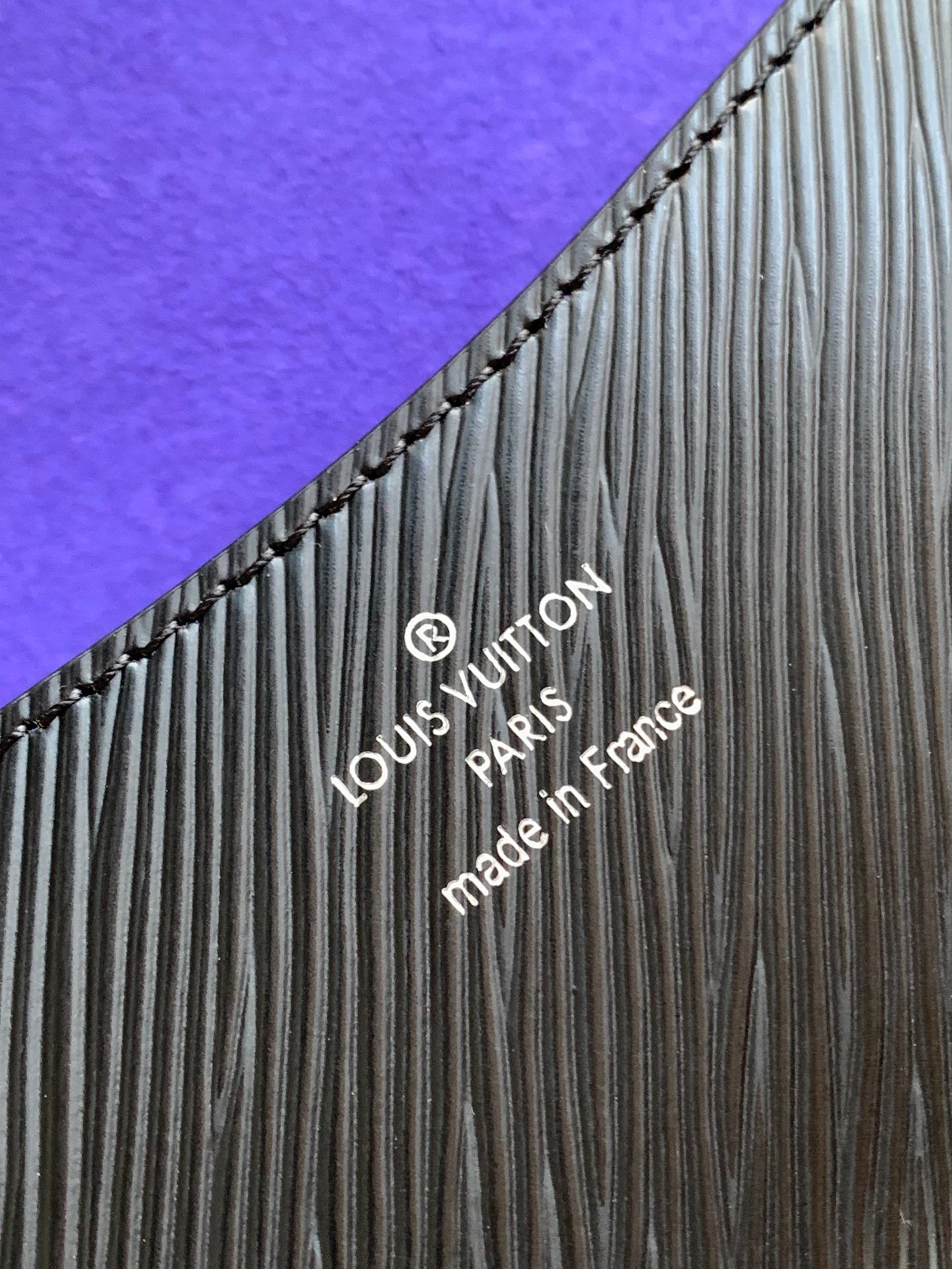 LOUIS VUITTON BUCI BAG 24 IN BLACK EPI GRAIN COWHIDE
