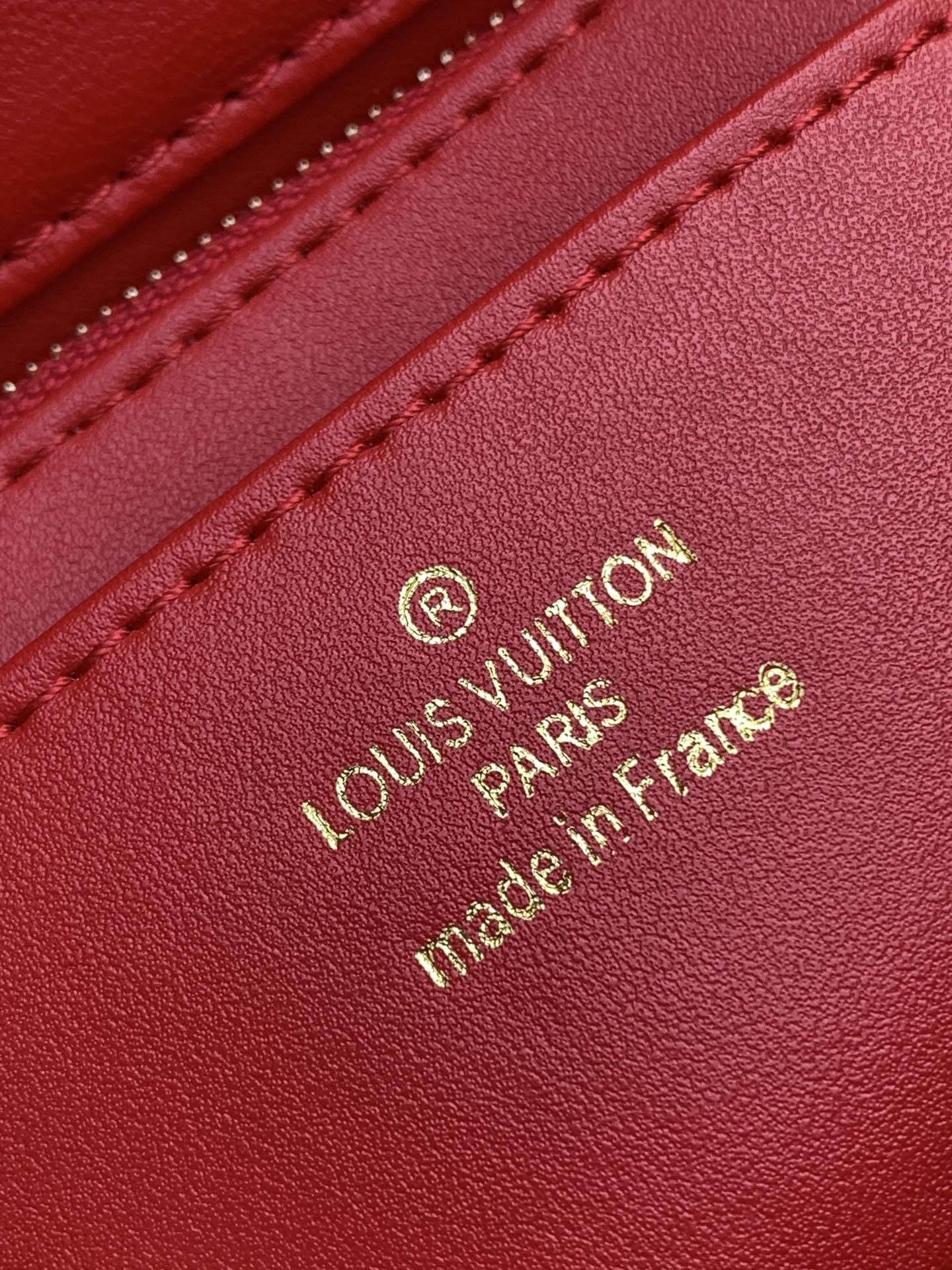 LOUIS VUITTON LV 25S GO-14 MM 23 IN CRIMSON RED QUILTED LAMBSKIN GOLD HARDWARE
