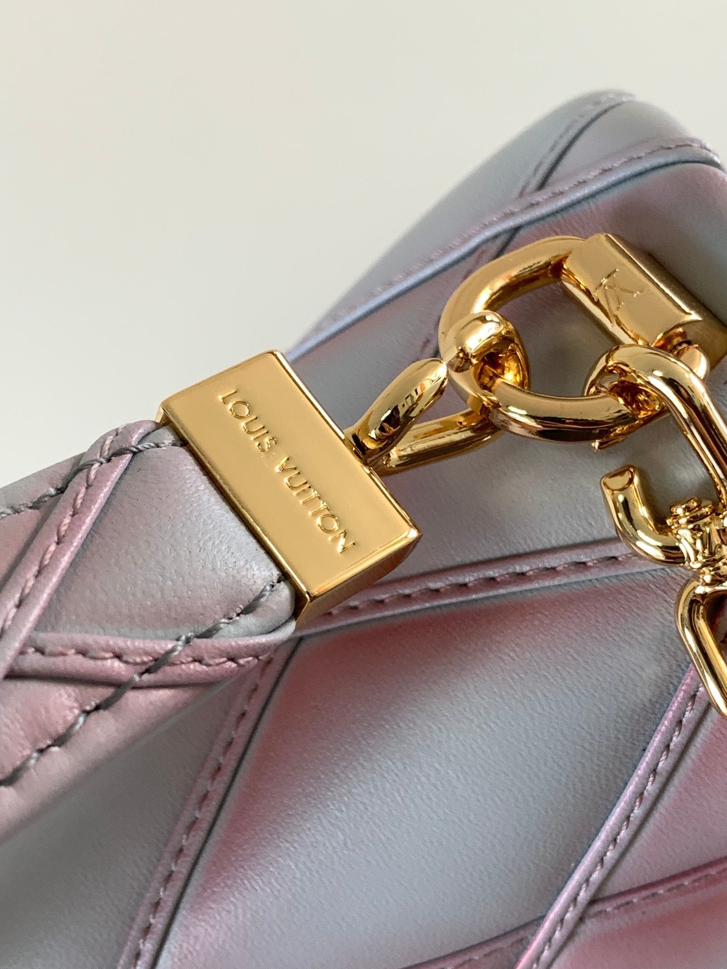 LOUIS VUITTON LV 25S GO-14 MM 23 IN LAVENDER GRAY QUILTED LAMBSKIN GOLD HARDWARE
