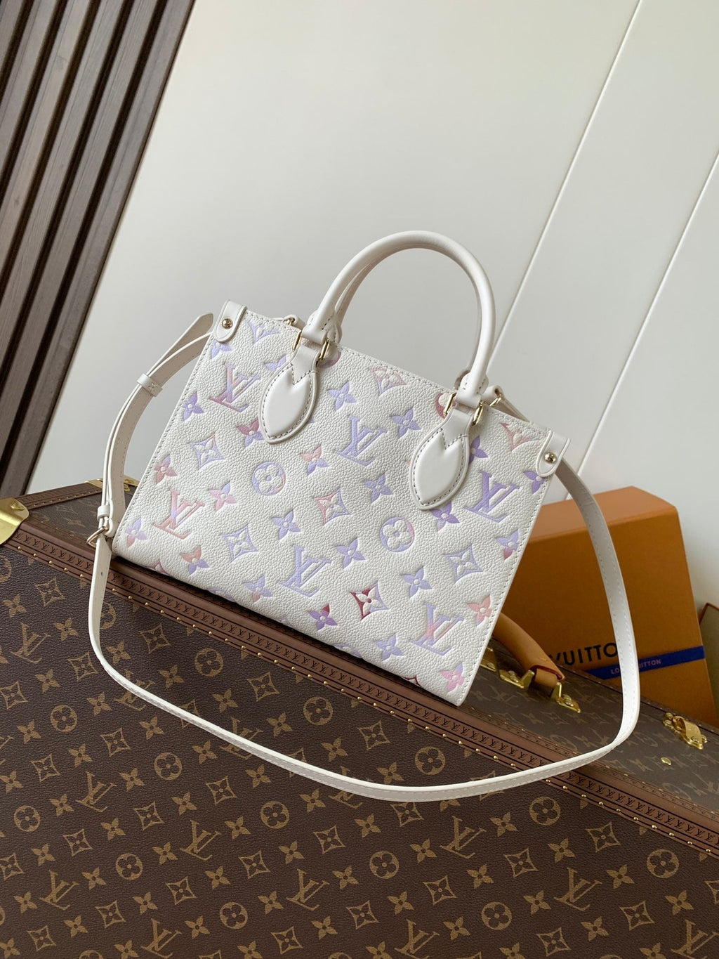 LOUIS VUITTON LV 25S ONTHEGO PM BAG 25 IN BEIGE DREAM EMBOSSED TEXTURED CALFSKIN