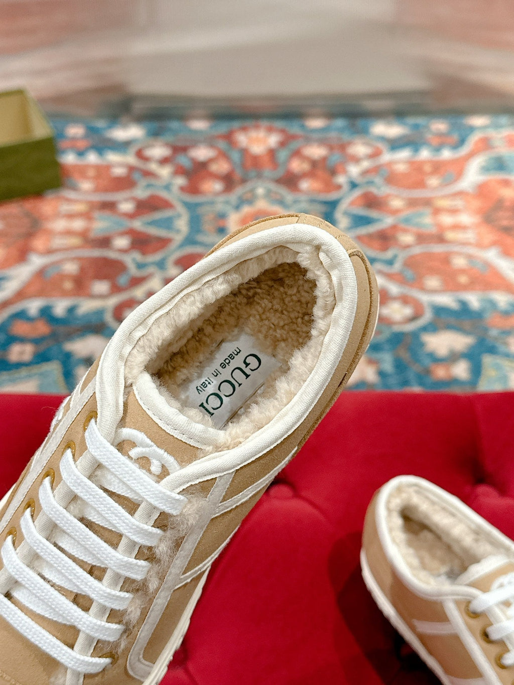 GUCCI CANVAS SNEAKER IN CAMEL BROWN DENIM WITH BEIGE FLEECE LINING