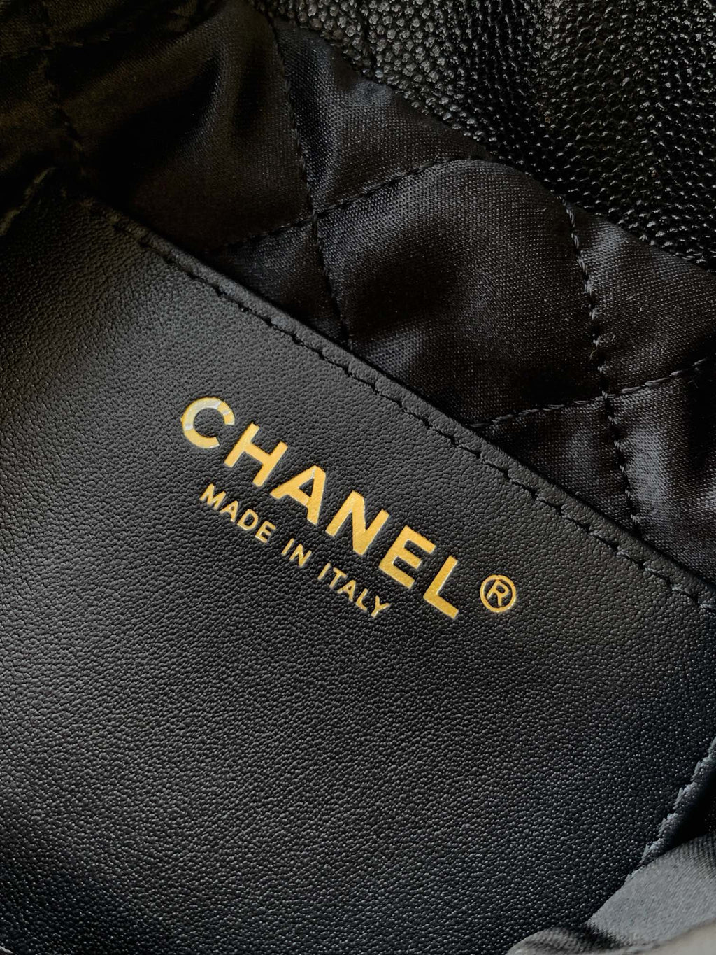 CHANEL BAG 25S 20 CM IN BLACK LAMBSKIN WITH GOLD HARDWARE