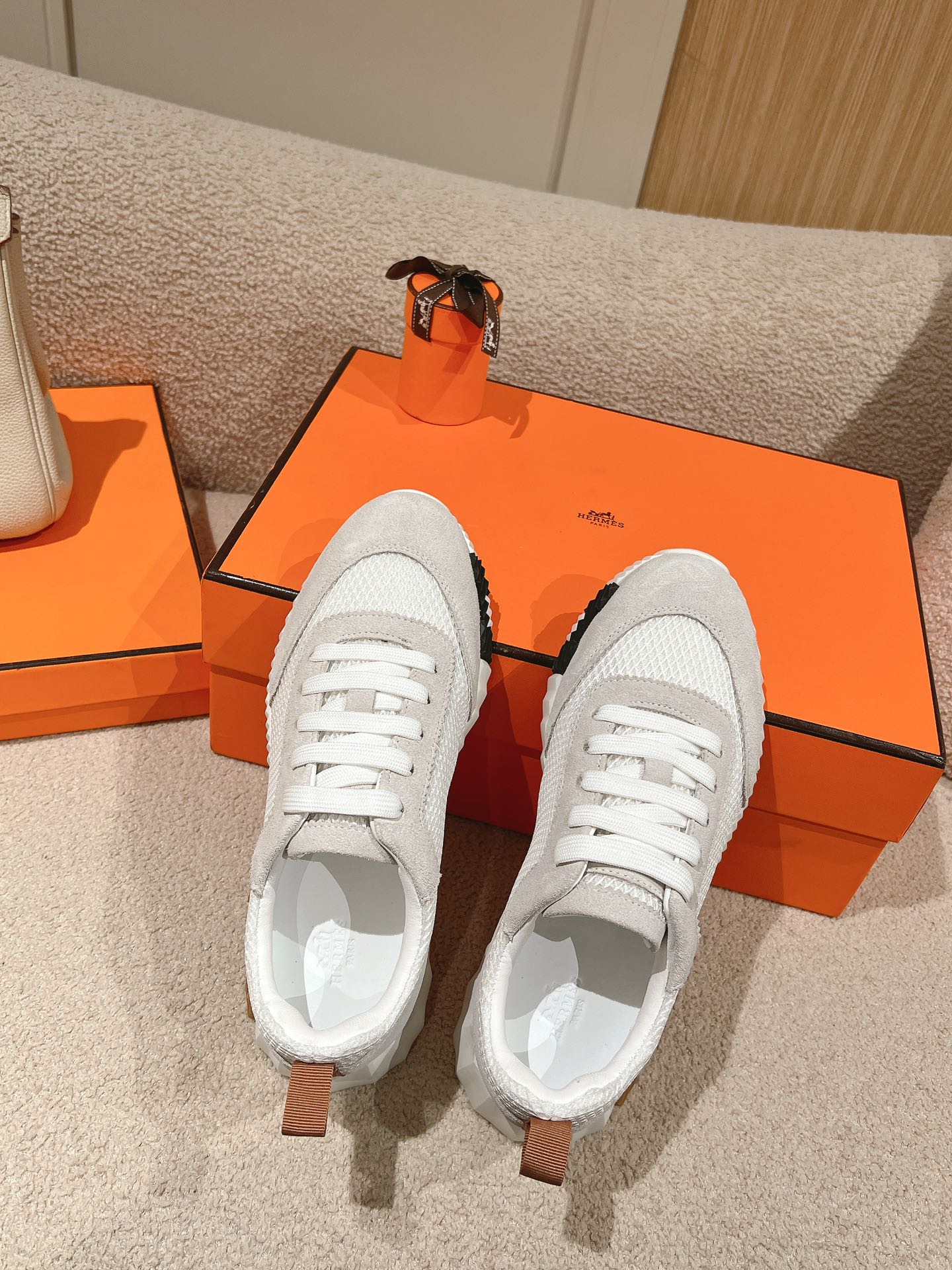 HERMES MAINLAND SNEAKER IN PALE GRAY SUEDE AND WHITE BREATHABLE MESH FABRIC
