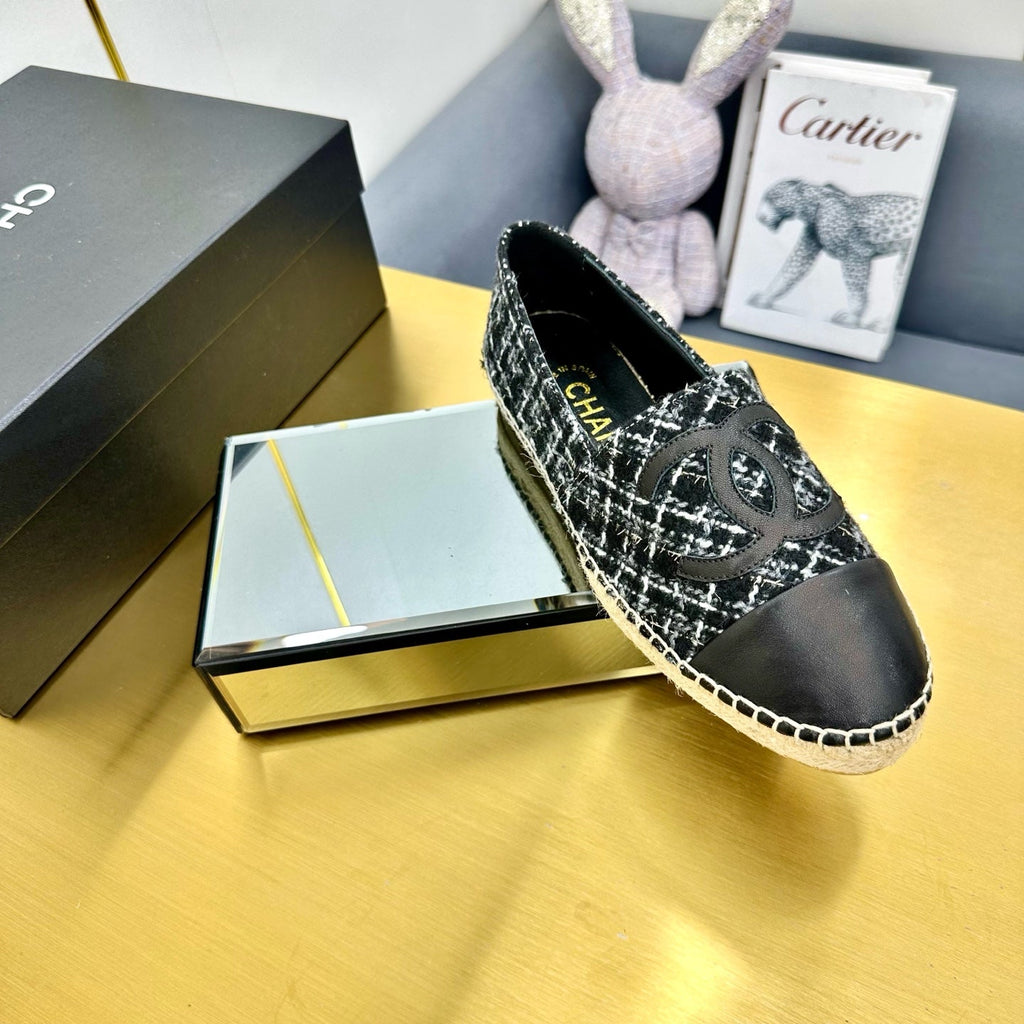 CHANEL ESPADRILLES PLATFORM 25S IN BLACK TWEED AND CALFSKIN