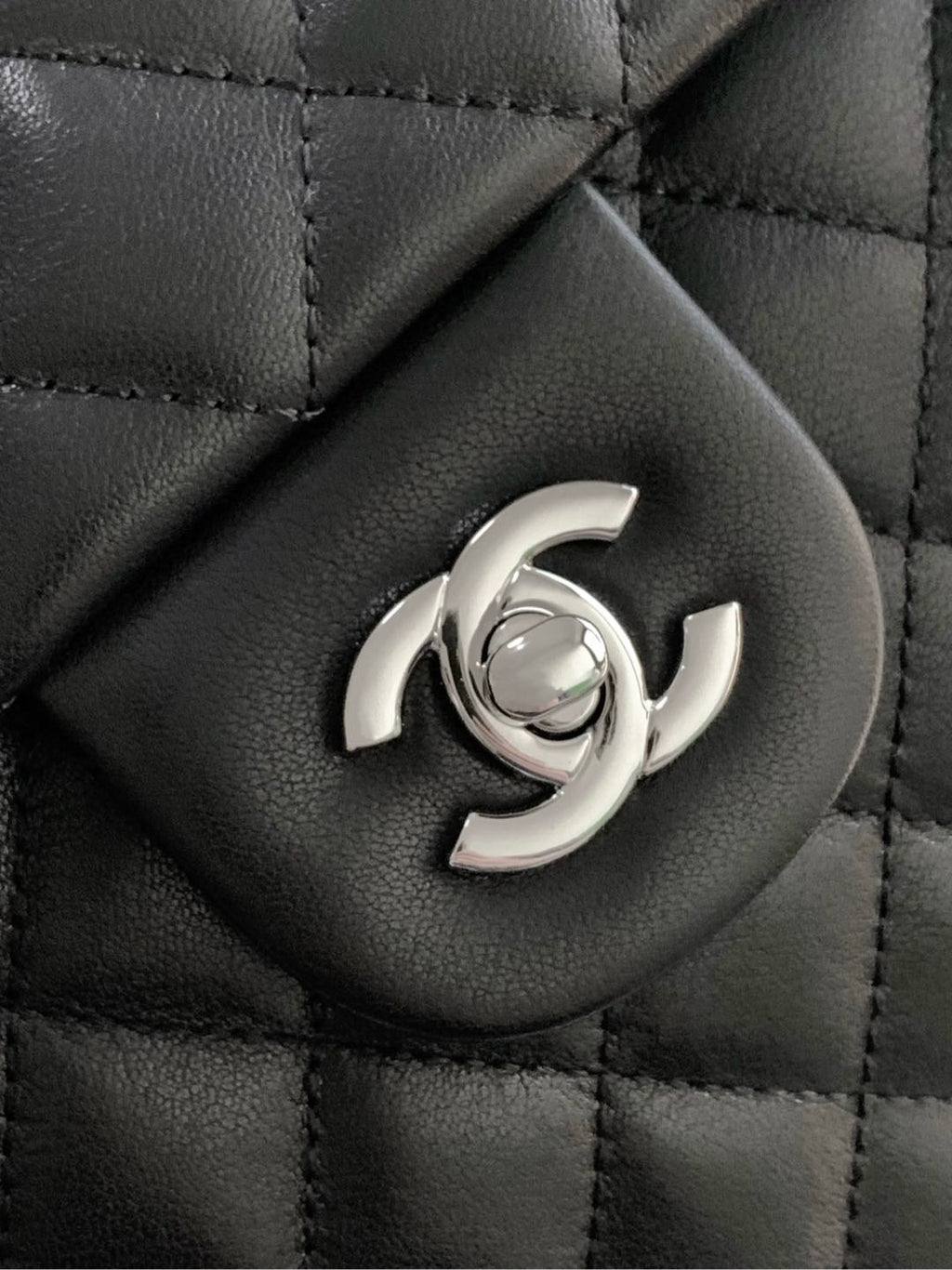 CHANEL CAMBON LARGE FLAP 25S 33 CM IN BLACK CALFSKIN WITH LOGO