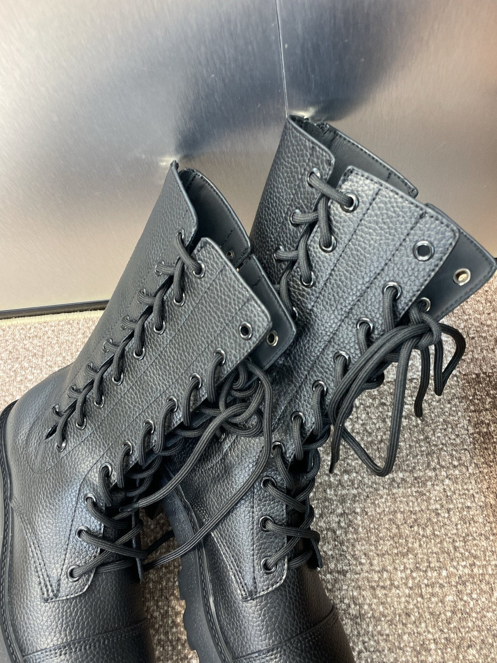 DIOR 25S D-ROAD ANKLE BOOT 45MM IN BLACK GRAINED CALFSKIN