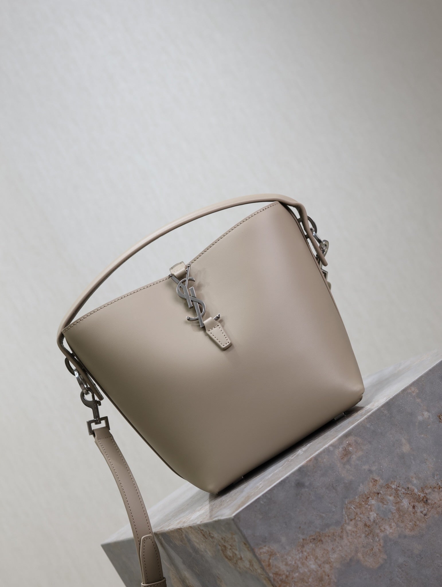 YSL 25S LE 37 BAG 20 IN DUSTY GRAY CALFSKIN SILVER HARDWARE