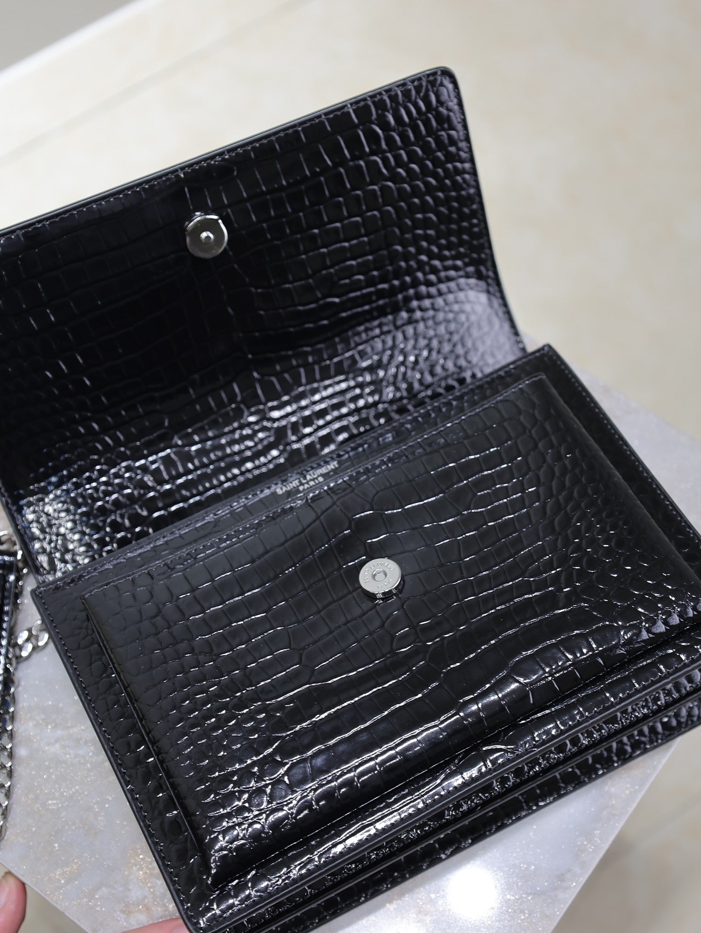 YSL 25S SUNSET MEDIUM 22 IN BLACK CROCODILE-EMBOSSED SHINY CALFSKIN SILVER HARDWARE