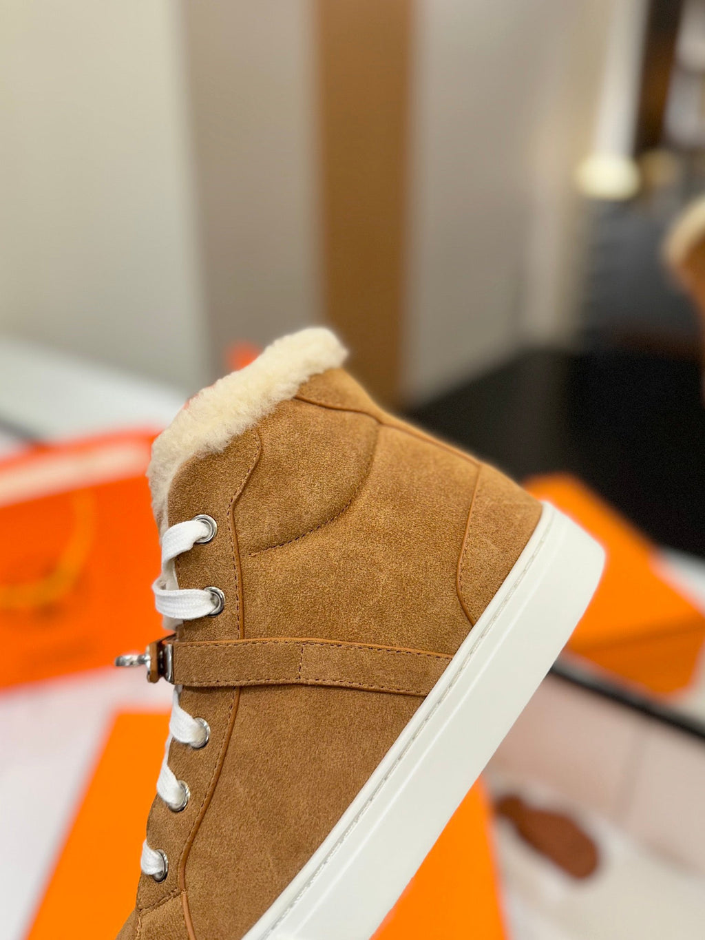 HERMES CHEALSEA BOOTS IN BRONZE BROWN SUEDE AND FLEECE LINING