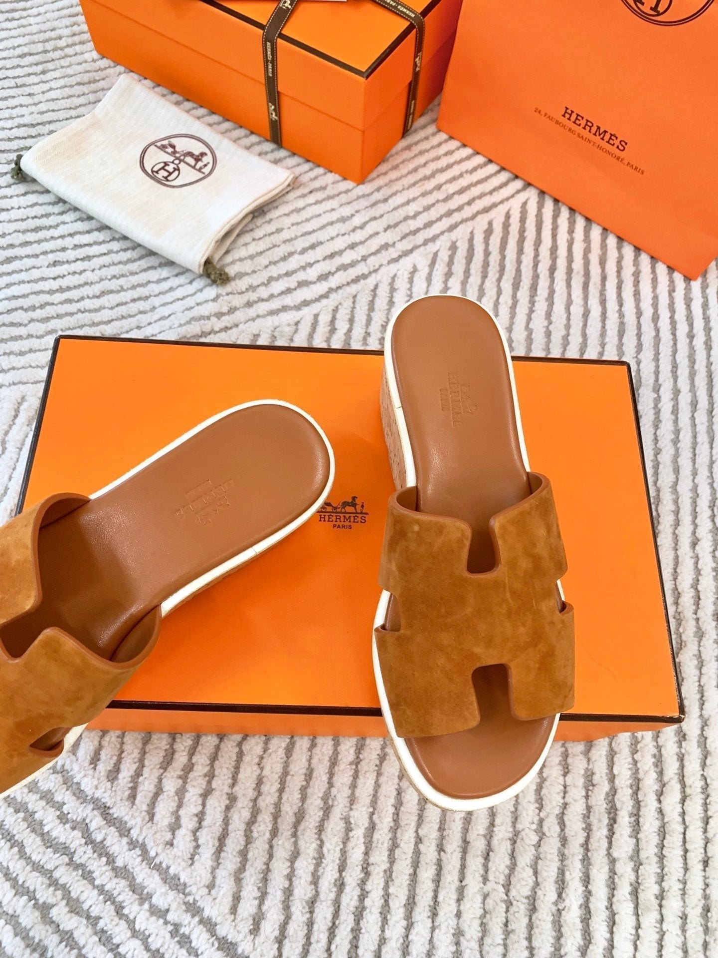 HERMES EZE 65 SANDAL BRIGHT BROWN SUEDE