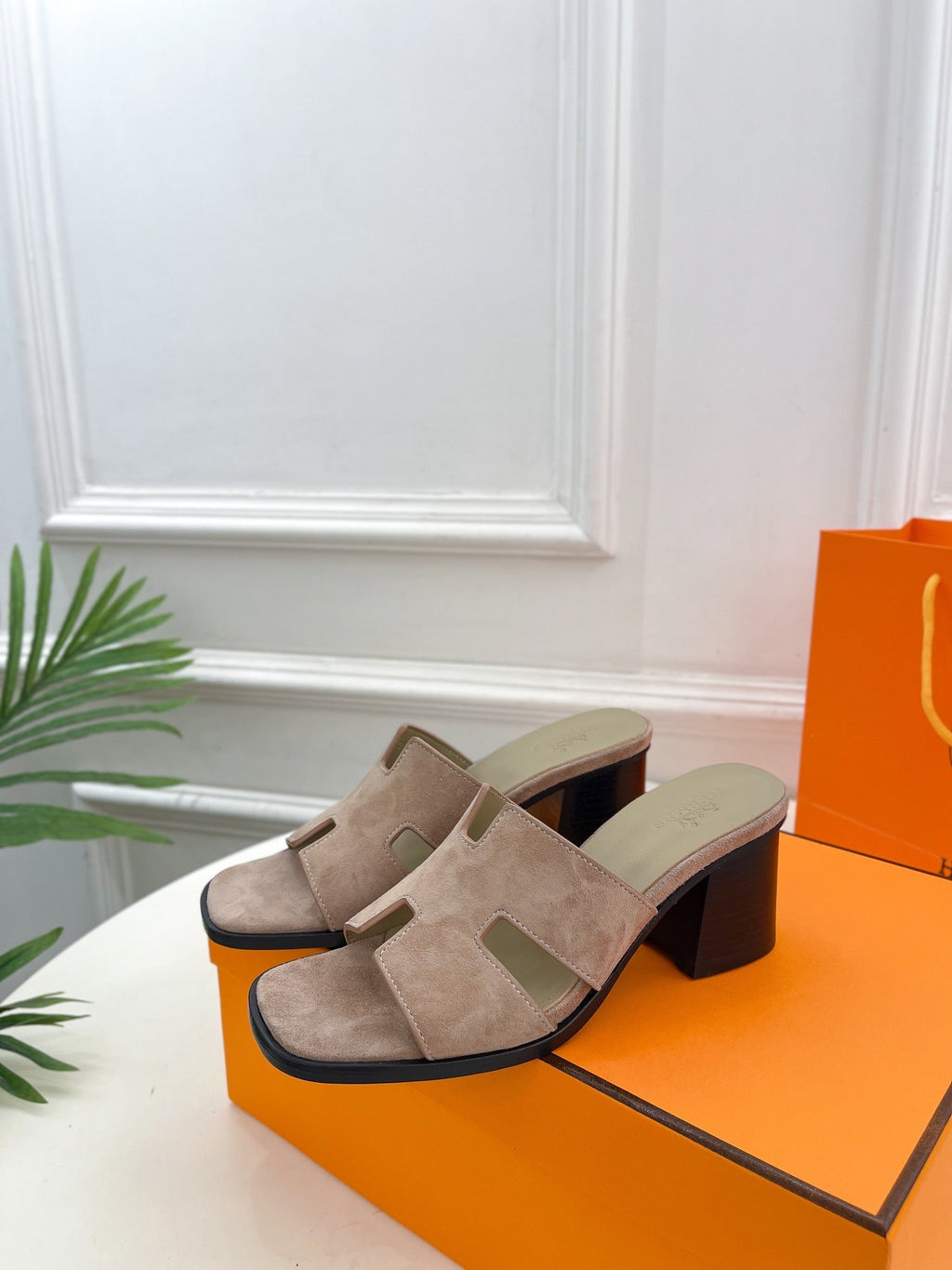 HERMES HELIA 60 SANDAL LIGHT BROWN SUEDE